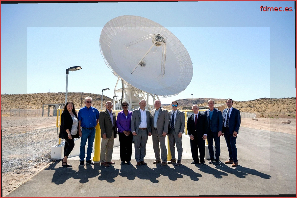 Corte de Cinta para la Estación de Espacio Profundo 23 de la Red de Espacio Profundo de la NASA