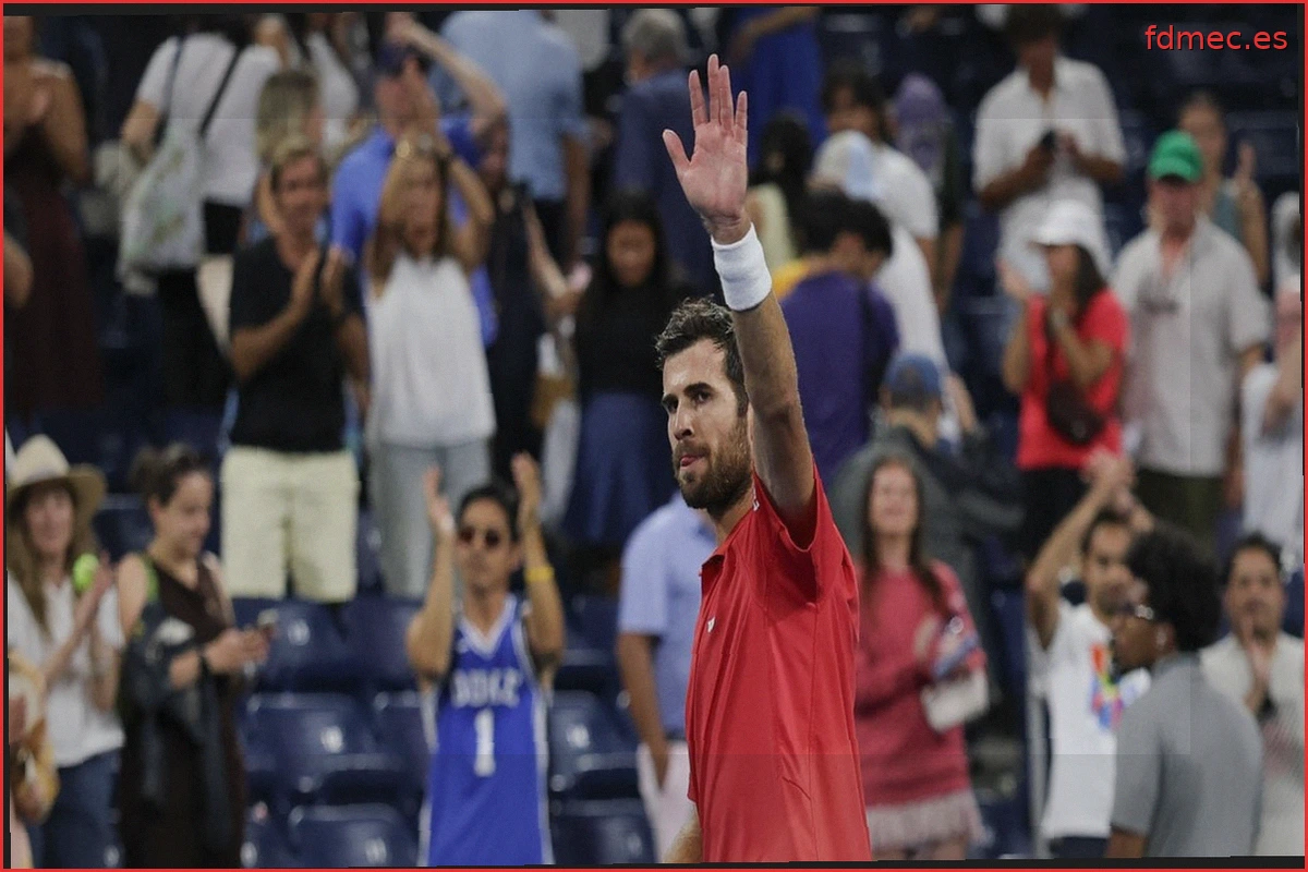 Khachanov avanza a semifinales de Grand Slam por primera vez en tres años; el cuerpo de Blockx finalmente cede