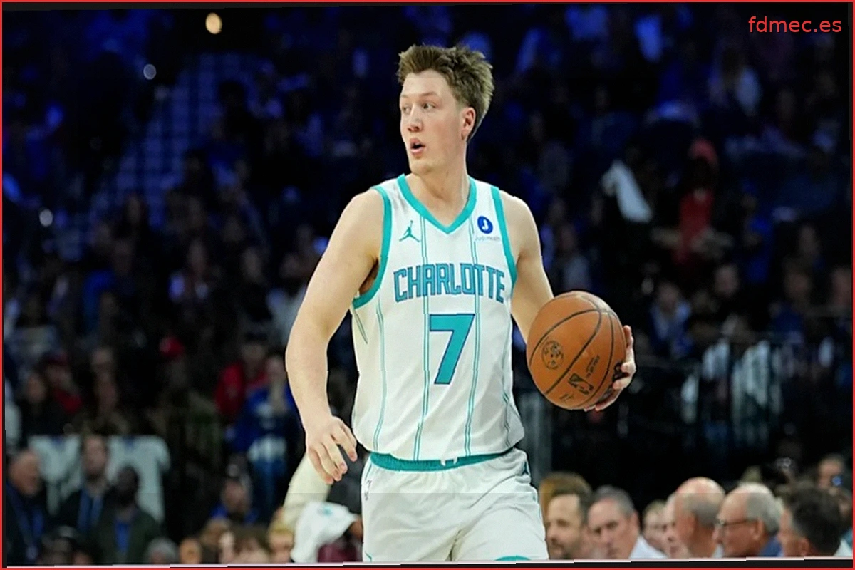 Kon Knueppel y Grant Williams de los Hornets, fuera por lesiones en los isquiotibiales